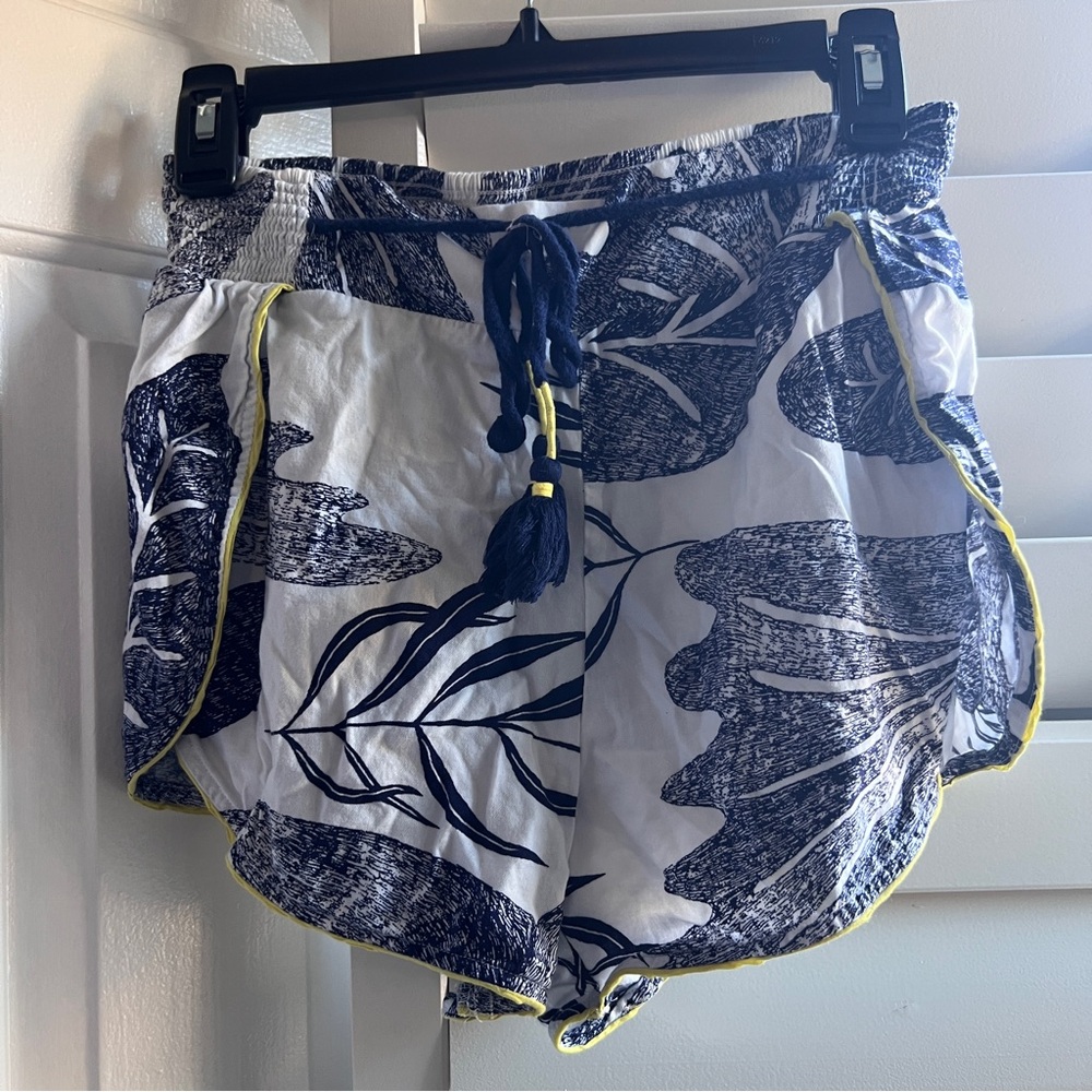 Anthropologie White and Blue Camille Cabanes Botanical Flannel Pajama Set - Picture 10 of 16